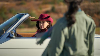 《爱麻夫人热映中》喜剧与情色交锋，明日荒诞开演_全集在线观看_立即观看_高清全集_免费观看