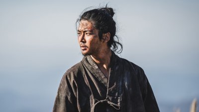 《浊流之争》——千万票房导演保驾金路云...崩坏的社会秩序下，站起来的时代传奇人物故事