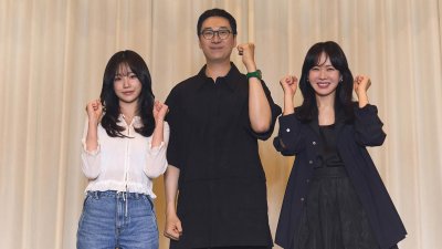 孙艺珍、曺柔理合作主演惊悚题材剧《Variety》