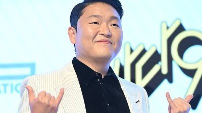 [快讯] 歌手Psy鸟叔道歉“因代领精神类药物引起争议”